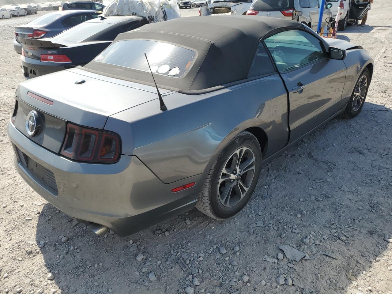 2014 Ford Mustang - Image 3