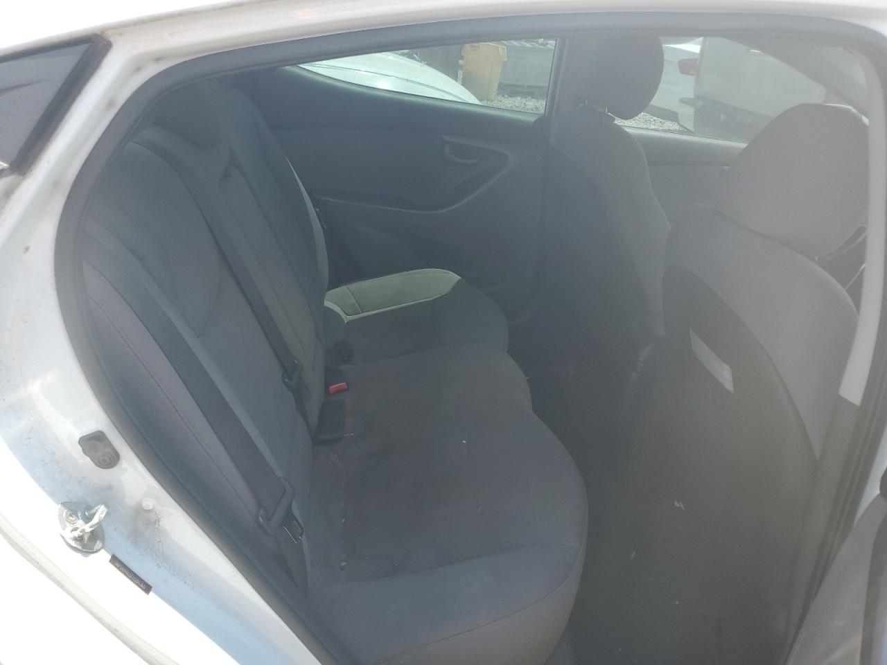 2015 Hyundai Elantra Se VIN: 5NPDH4AE0FH594368 Lot: 65992664