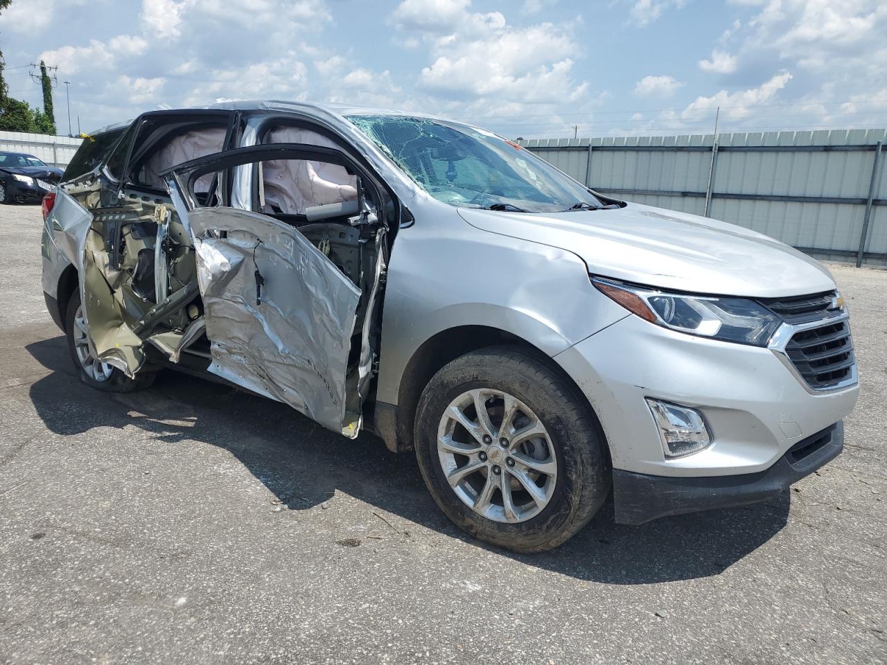 2021 Chevrolet Equinox - Image 4