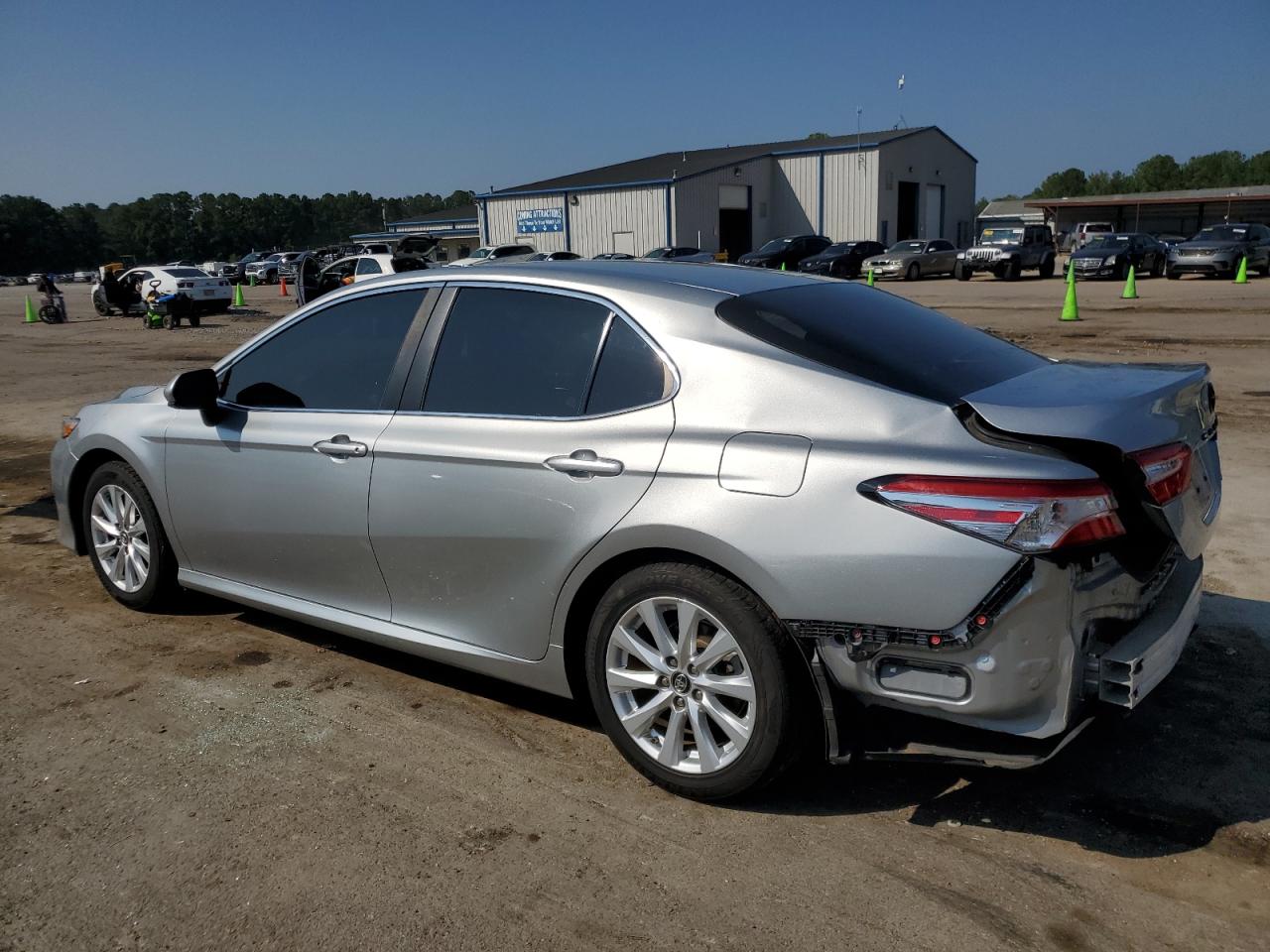 2018 Toyota Camry L VIN: 4T1B11HK4JU097646 Lot: 68296994