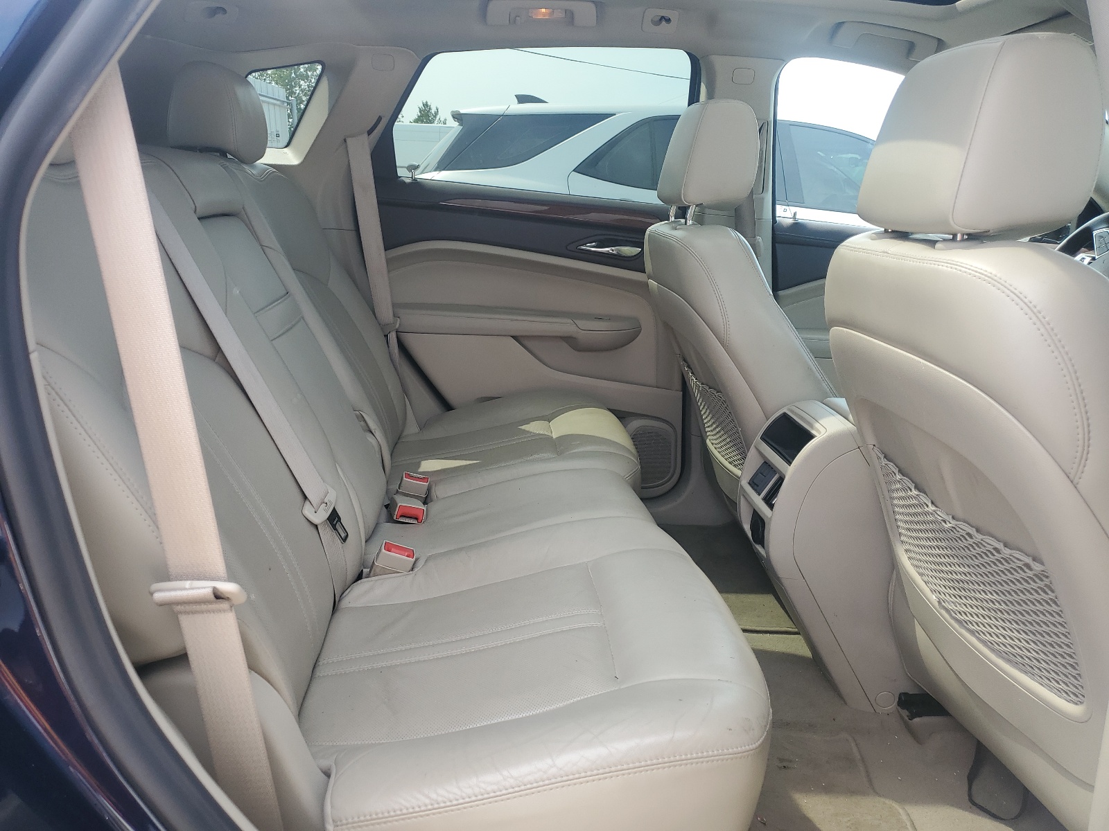 3GYFNDEY2BS599992 2011 Cadillac Srx Luxury Collection