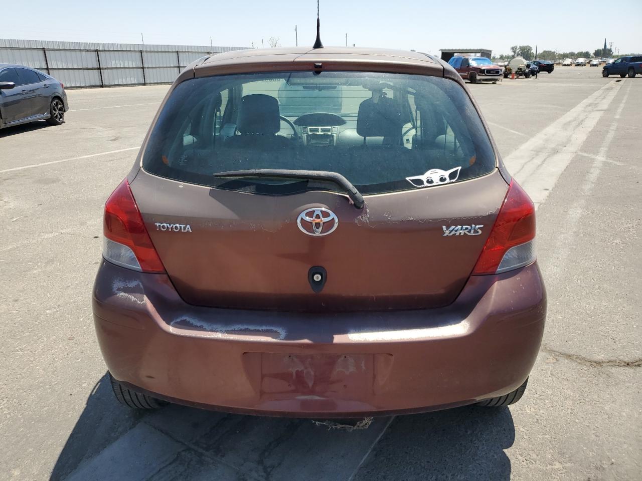 2010 Toyota Yaris - Image 6