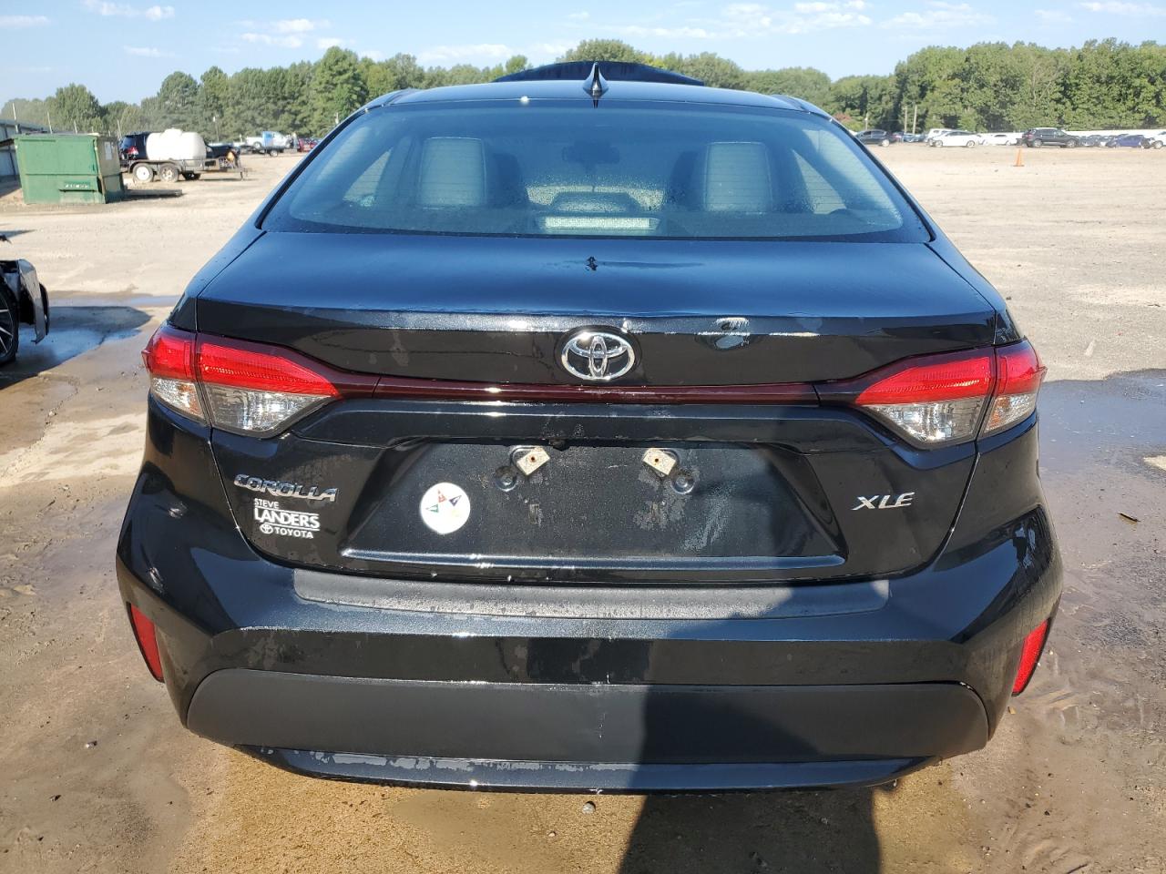 2022 Toyota Corolla Xle VIN: 5YFFPMAE4NP327618 Lot: 67667584