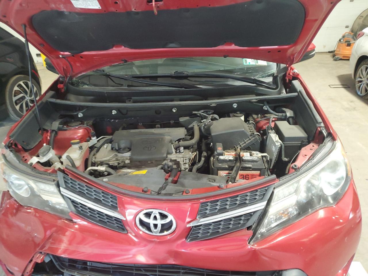 2T3RFREV8FW264571 2015 Toyota Rav4 Xle