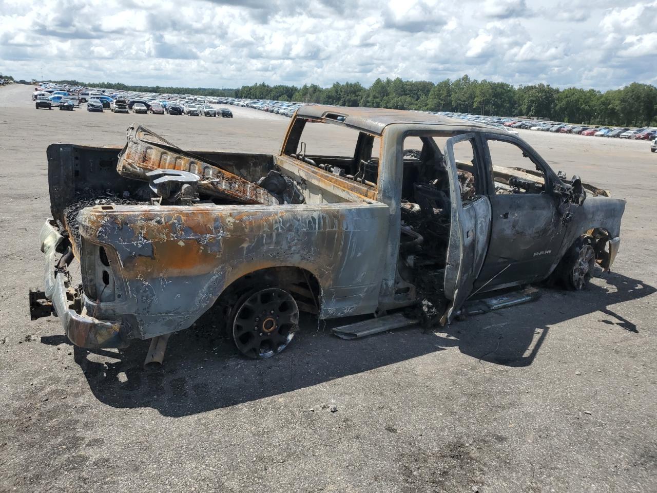 2021 RAM 2500 - Image 3