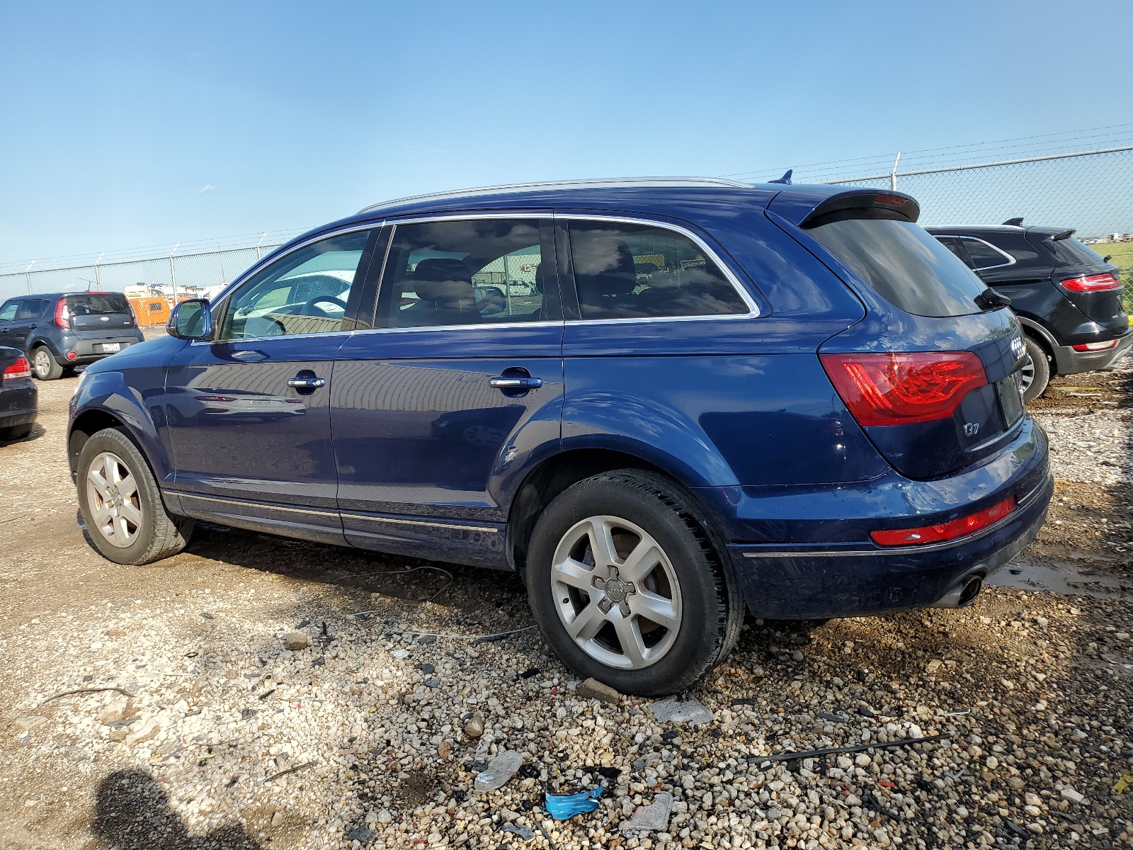 WA1LGAFEXFD019510 2015 Audi Q7 Premium Plus