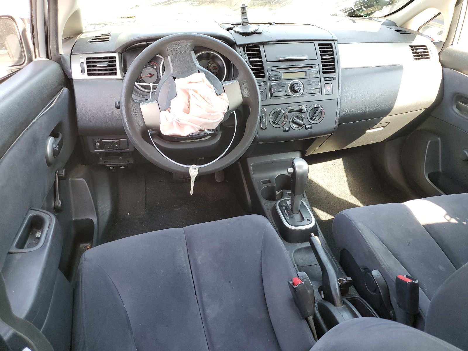 3N1BC11E89L409415 2009 Nissan Versa S