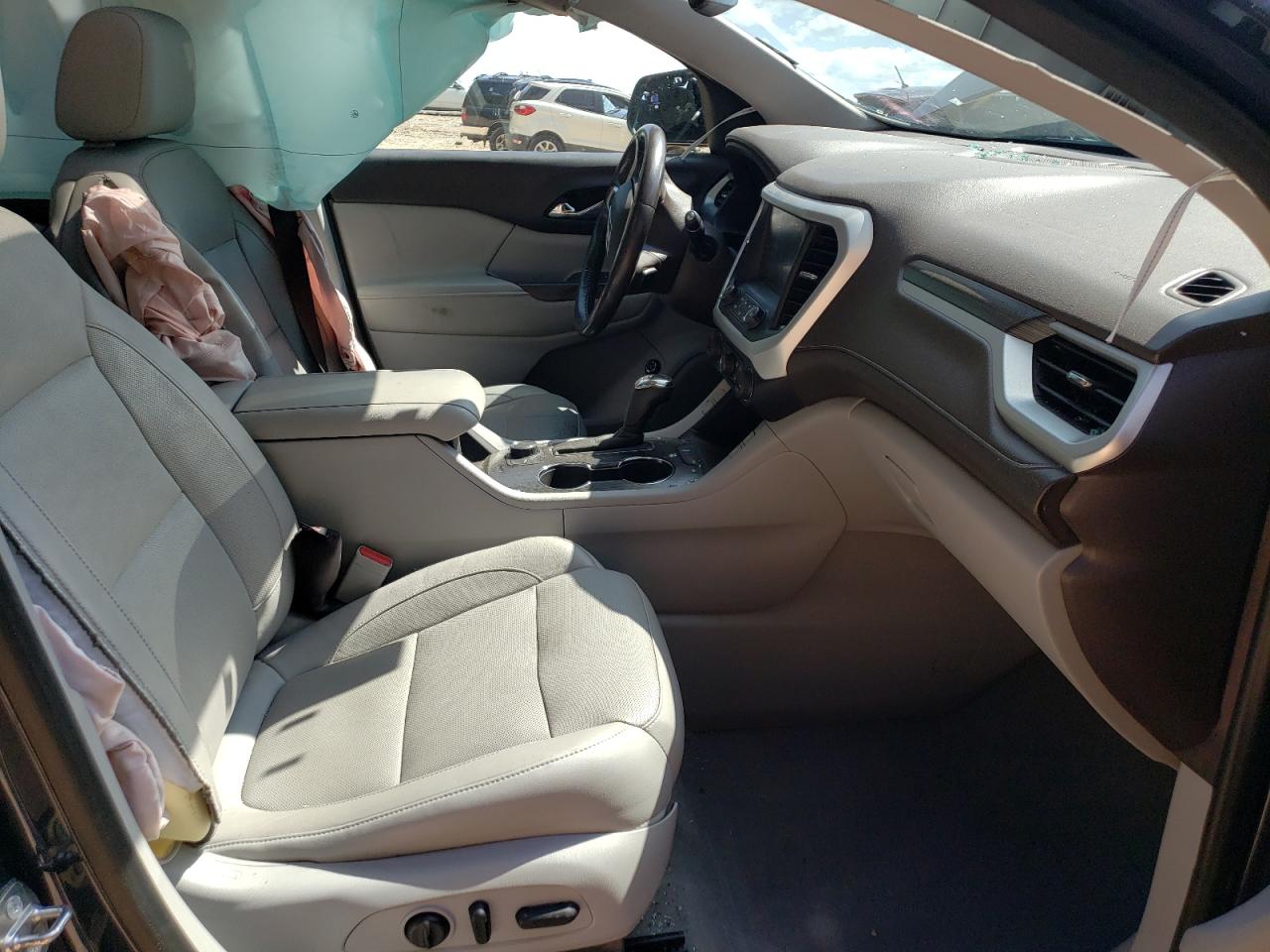 2018 GMC Acadia - Image 7