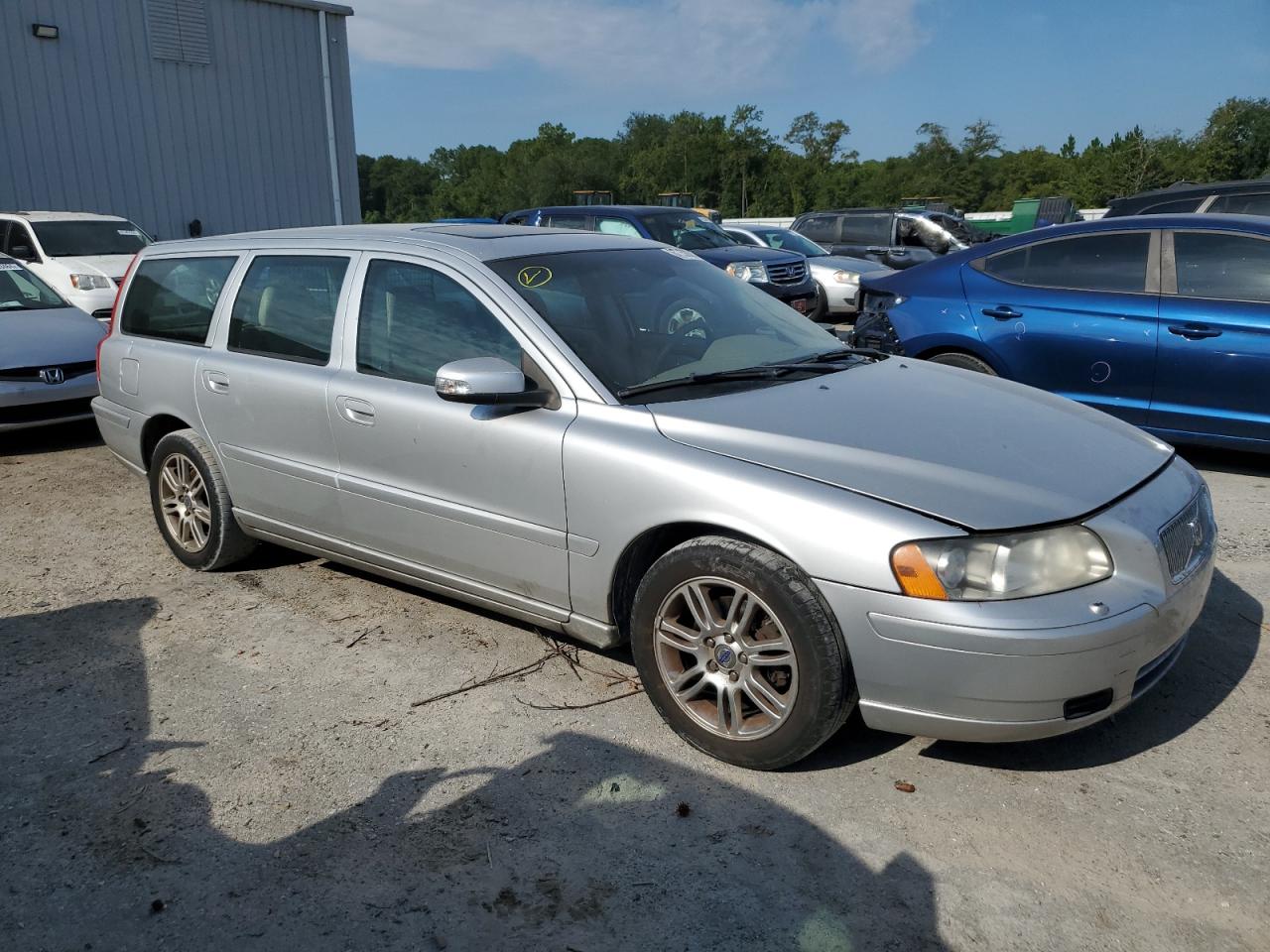 2007 Volvo V70 - Image 4