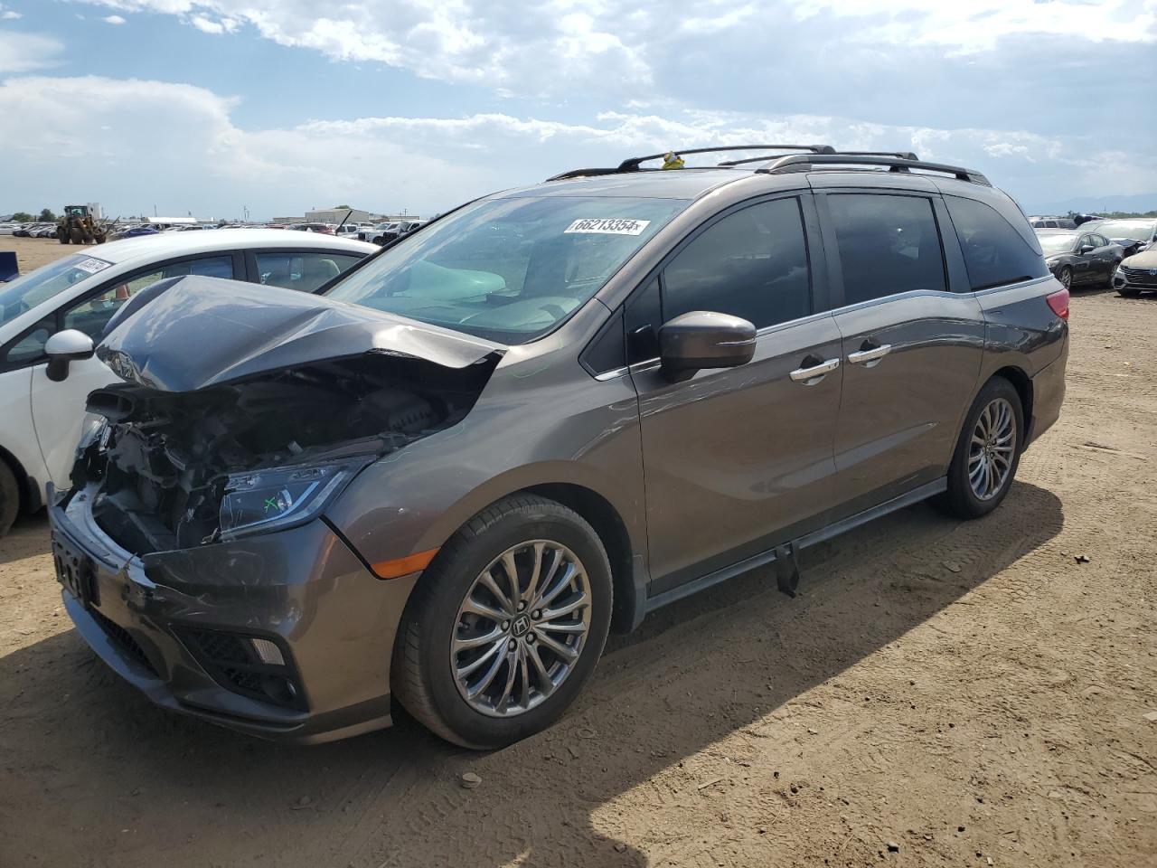 5FNRL6H76JB070141 2018 HONDA ODYSSEY - Image 1