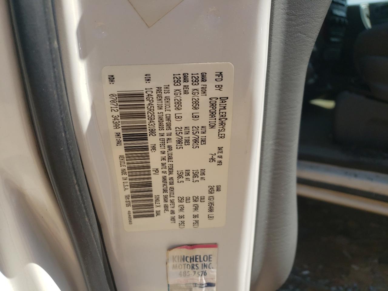 2005 Chrysler Town & Country VIN: 1C4GP45R25B431802 Lot: 68373774