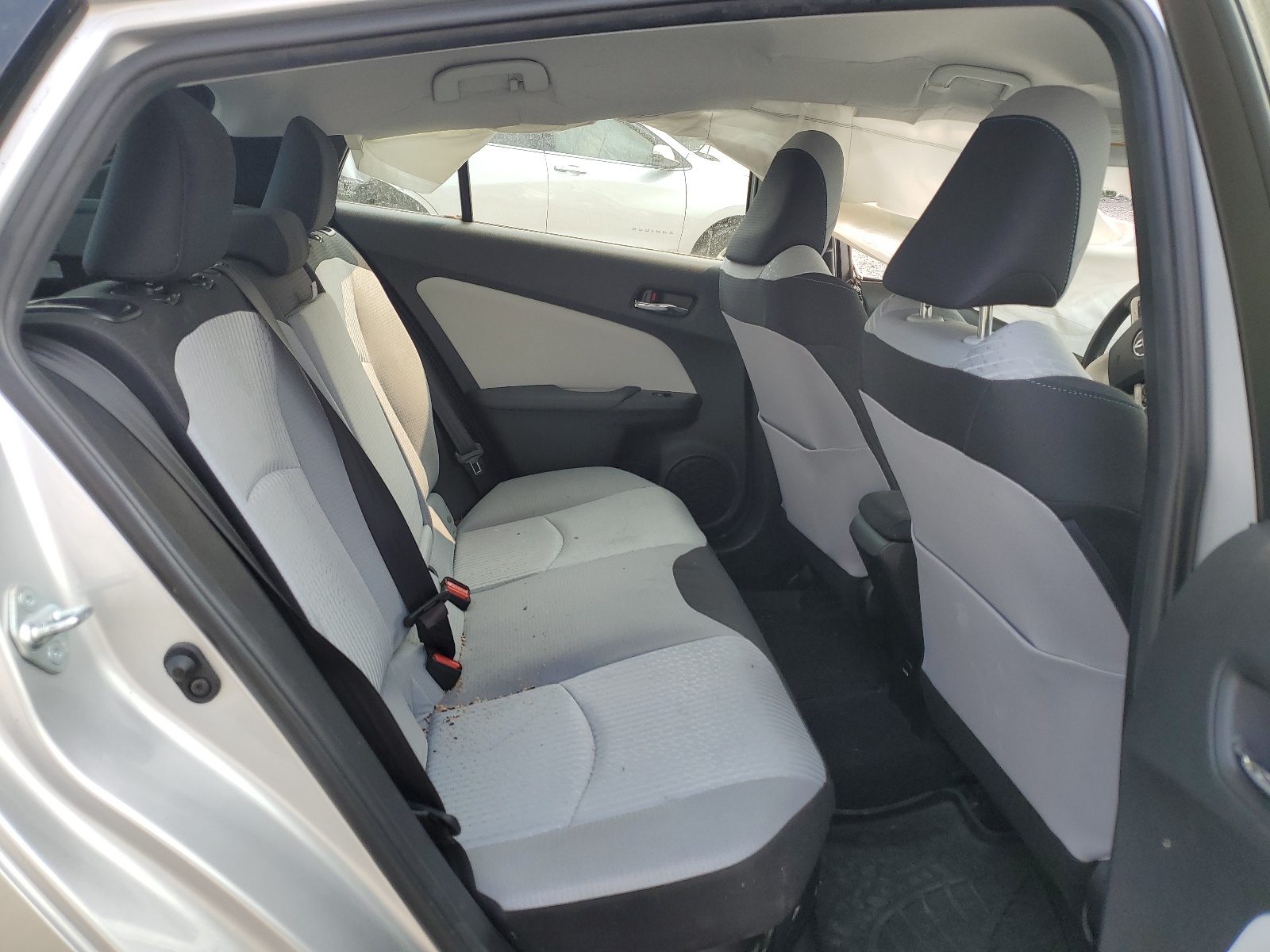 JTDKBRFUXH3031719 2017 Toyota Prius