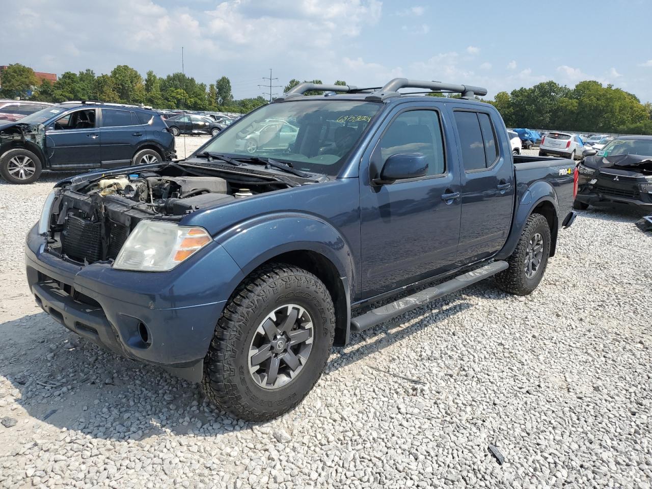 1N6AD0EV3FN767668 2015 NISSAN NAVARA - Image 1