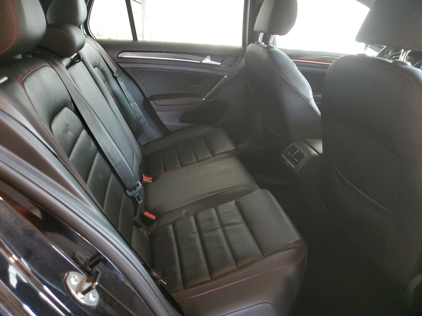 3VW4T7AUXGM047107 2016 Volkswagen Gti S/Se