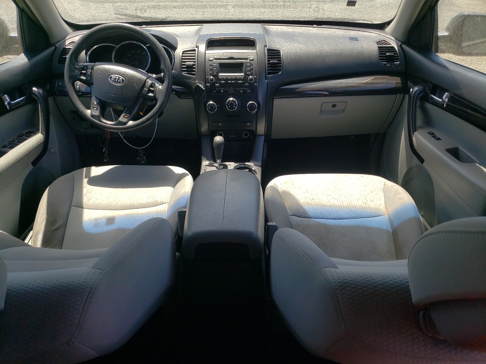 5XYKT3A62CG206424 2012 Kia Sorento Base