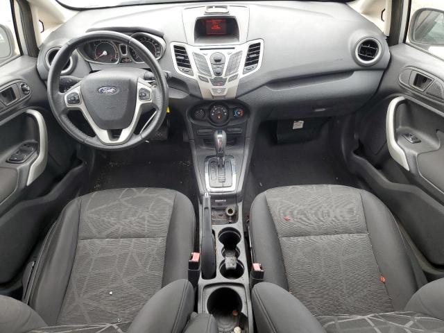  FORD FIESTA 2012 Сріблястий