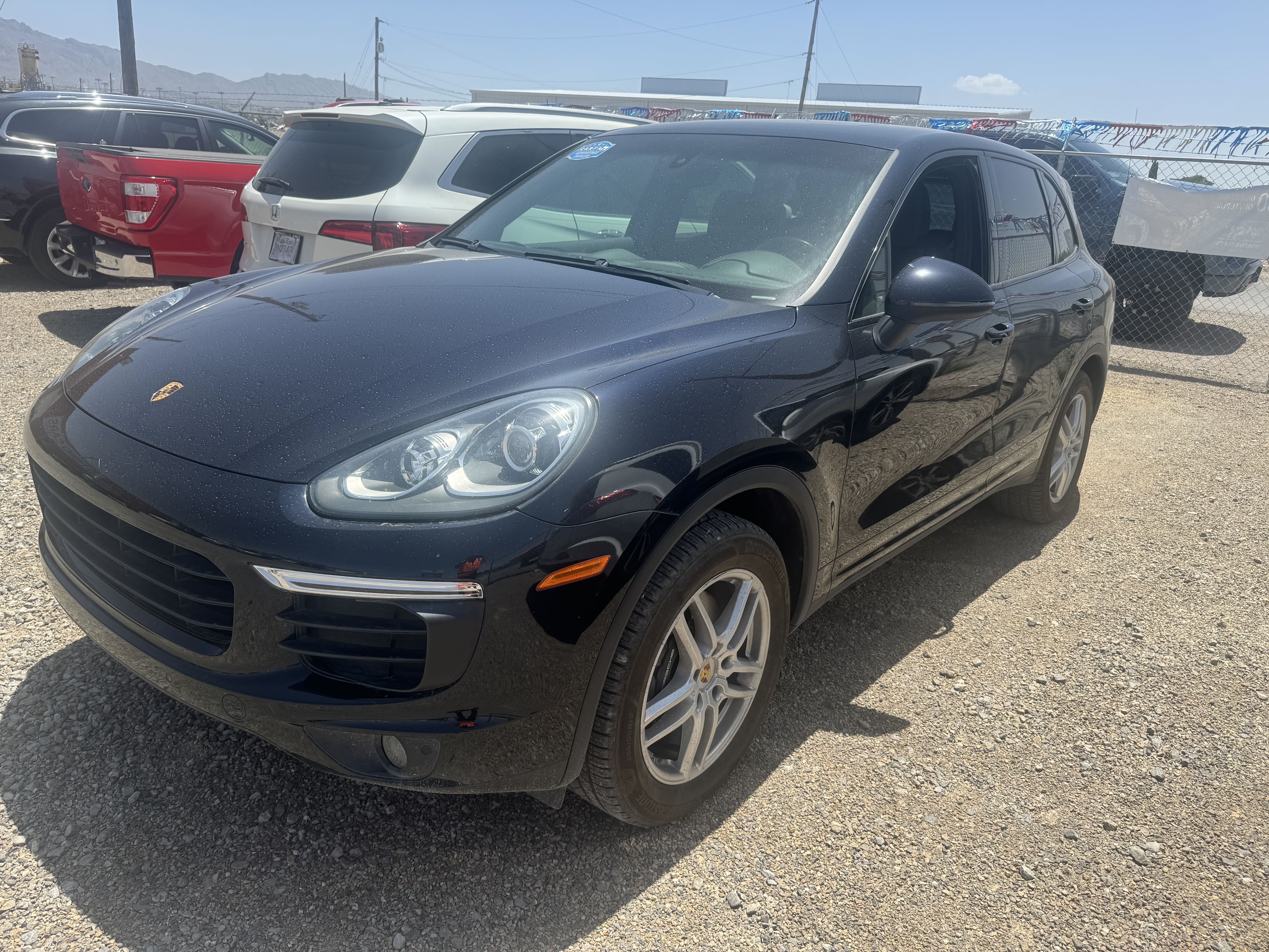 2016 Porsche Cayenne vin: WP1AA2A27GKA10373