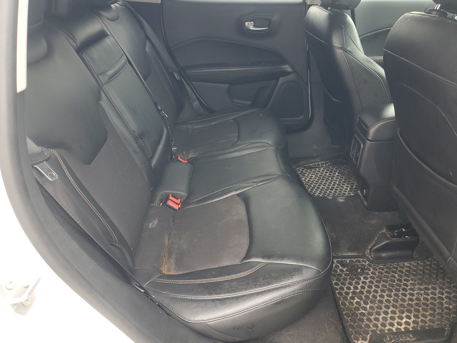 3C4NJDBB1JT264521 2018 Jeep Compass Latitude