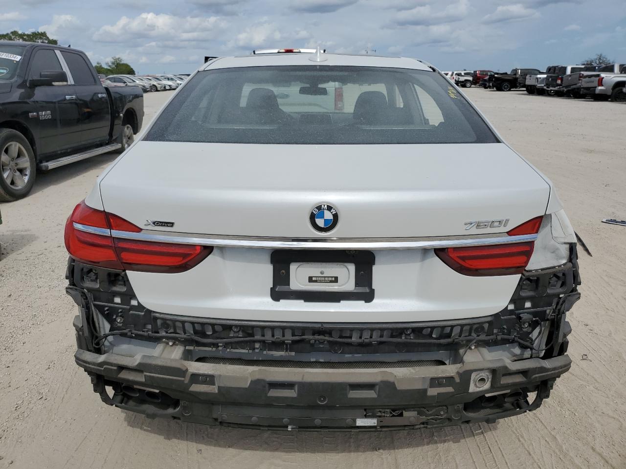 2019 BMW Alpina B7 VIN: WBA7F2C59KB239521 Lot: 67462574