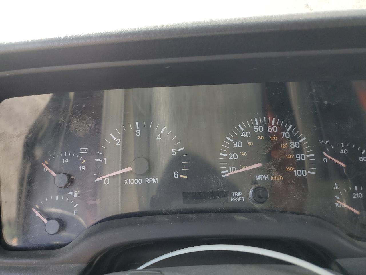 2000 Jeep Cherokee Sport VIN: 1J4FF48S5YL270285 Lot: 69310404