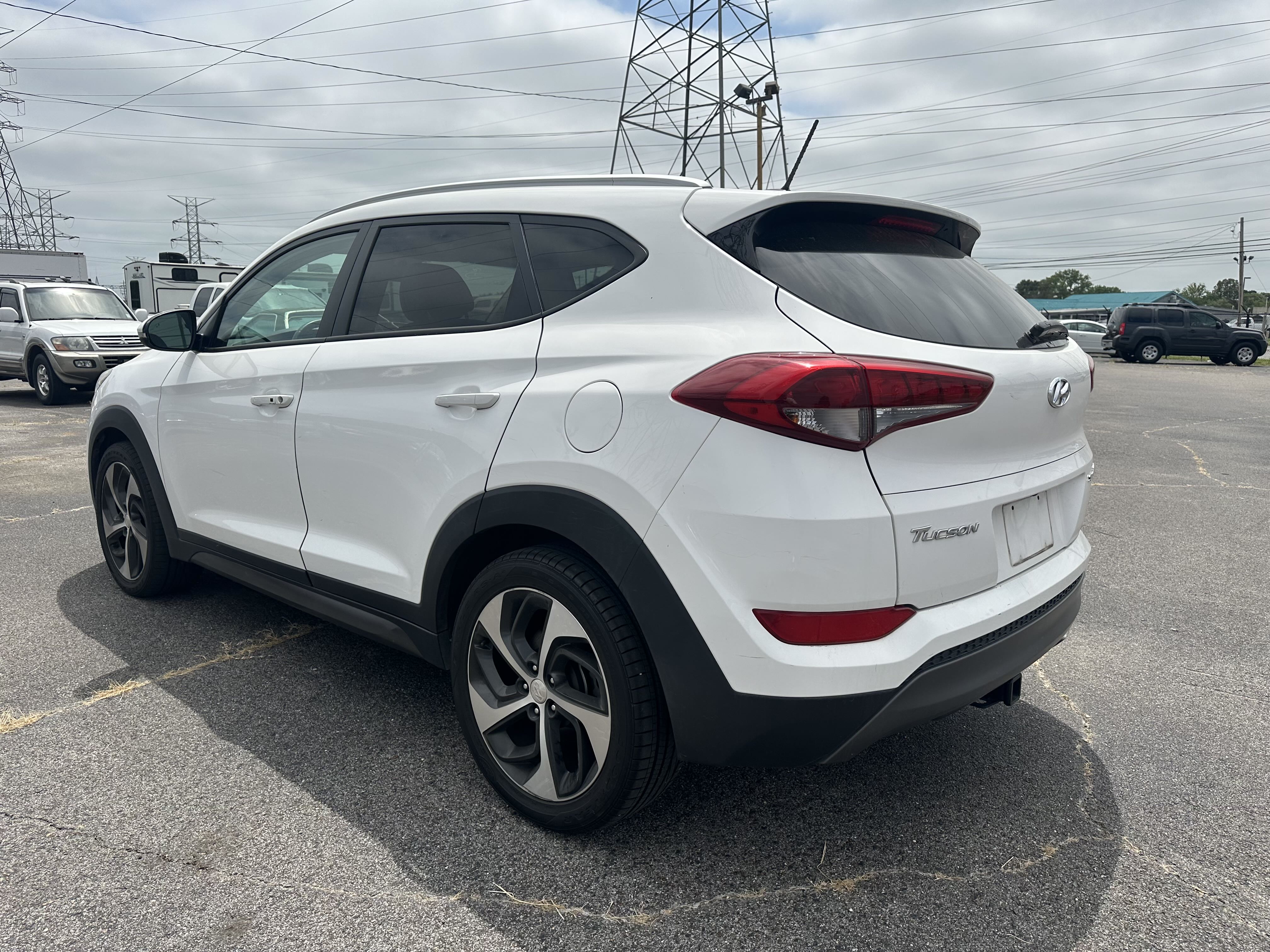 2016 Hyundai Tucson Limited vin: KM8J33A21GU035433