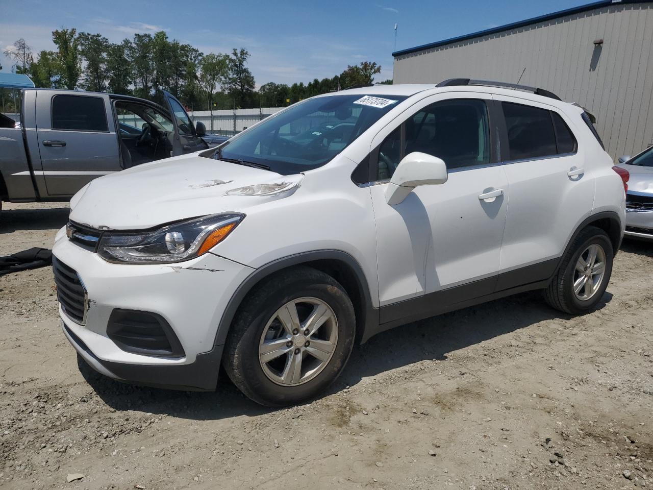 3GNCJLSB5LL117307 2020 CHEVROLET TRAX - Image 1