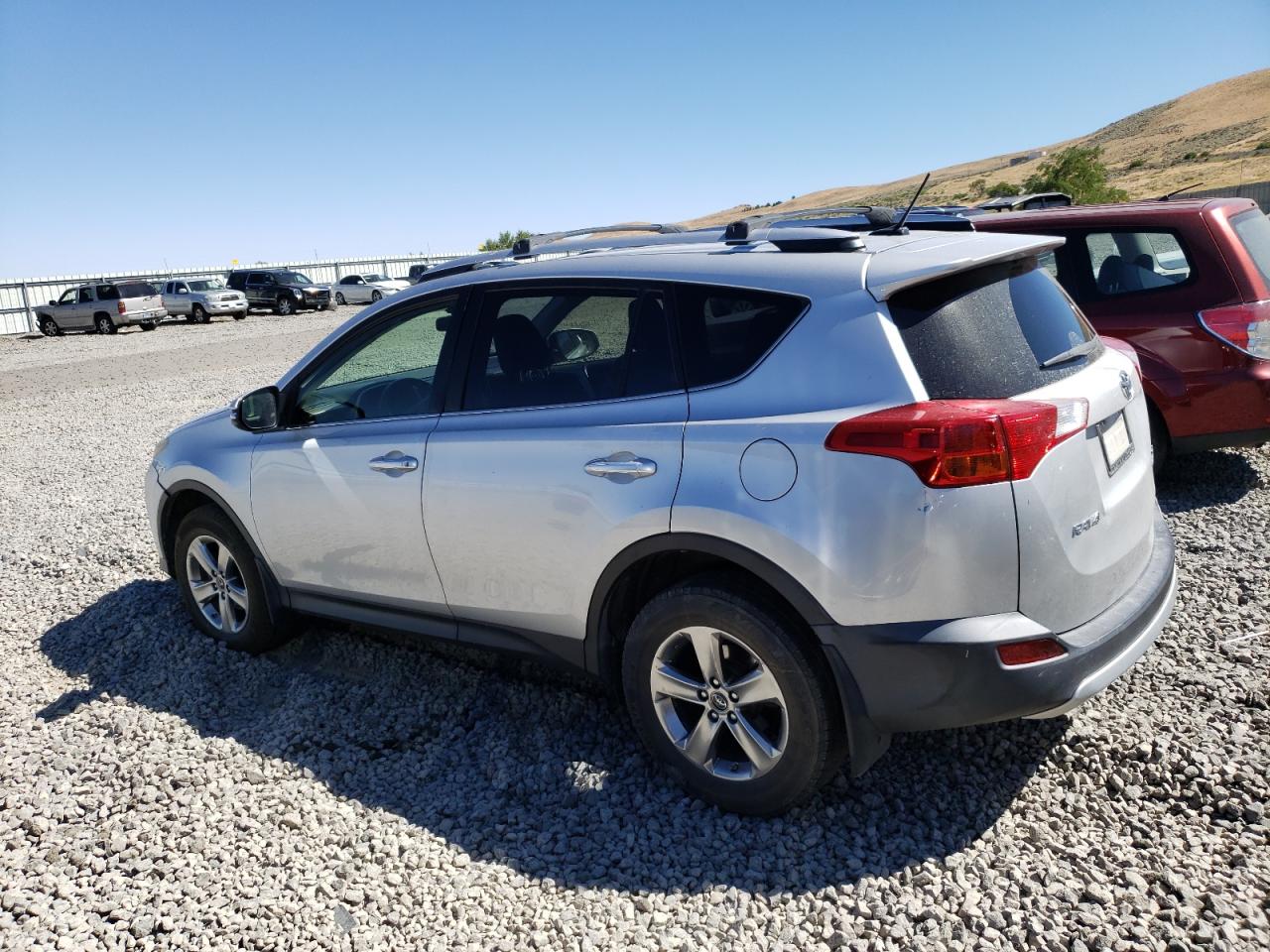 JTMRFREV0FD141540 2015 TOYOTA RAV 4 - Image 2