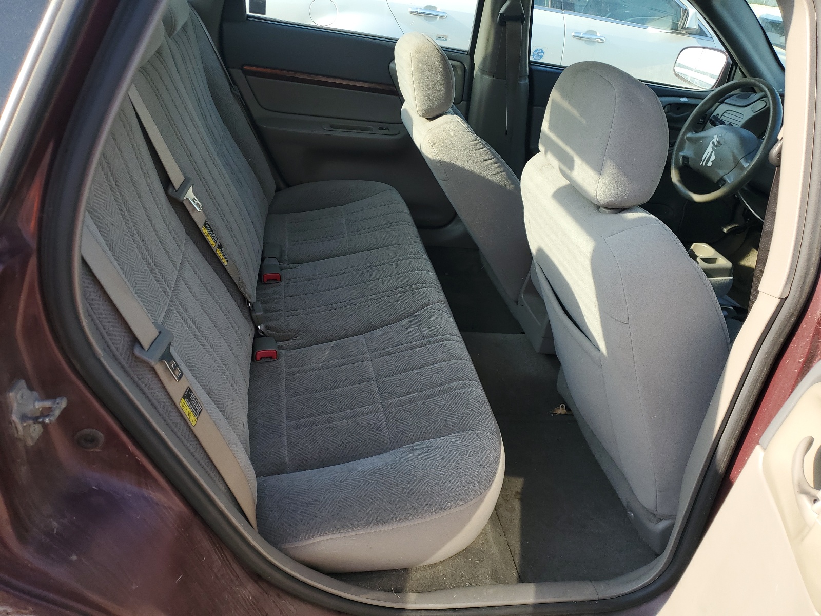 2G1WF52E249397228 2004 Chevrolet Impala