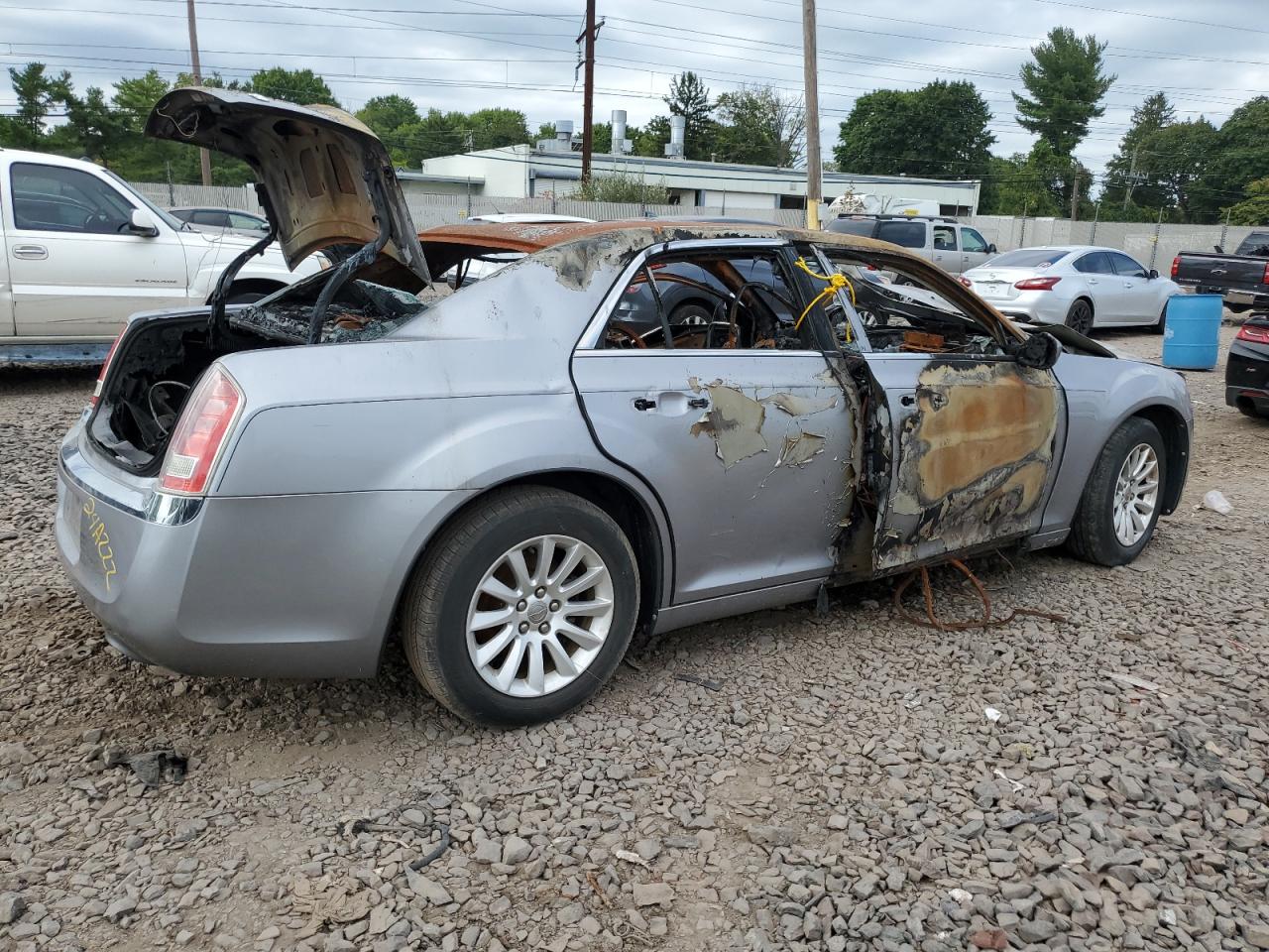 2014 Chrysler 300 - Image 3