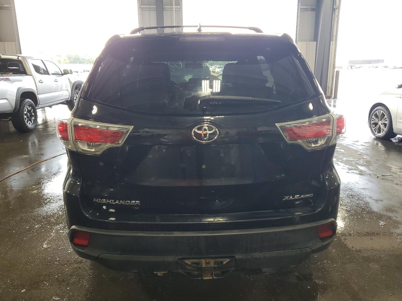2014 Toyota Highlander Xle VIN: 5TDJKRFH6ES059963 Lot: 65988534
