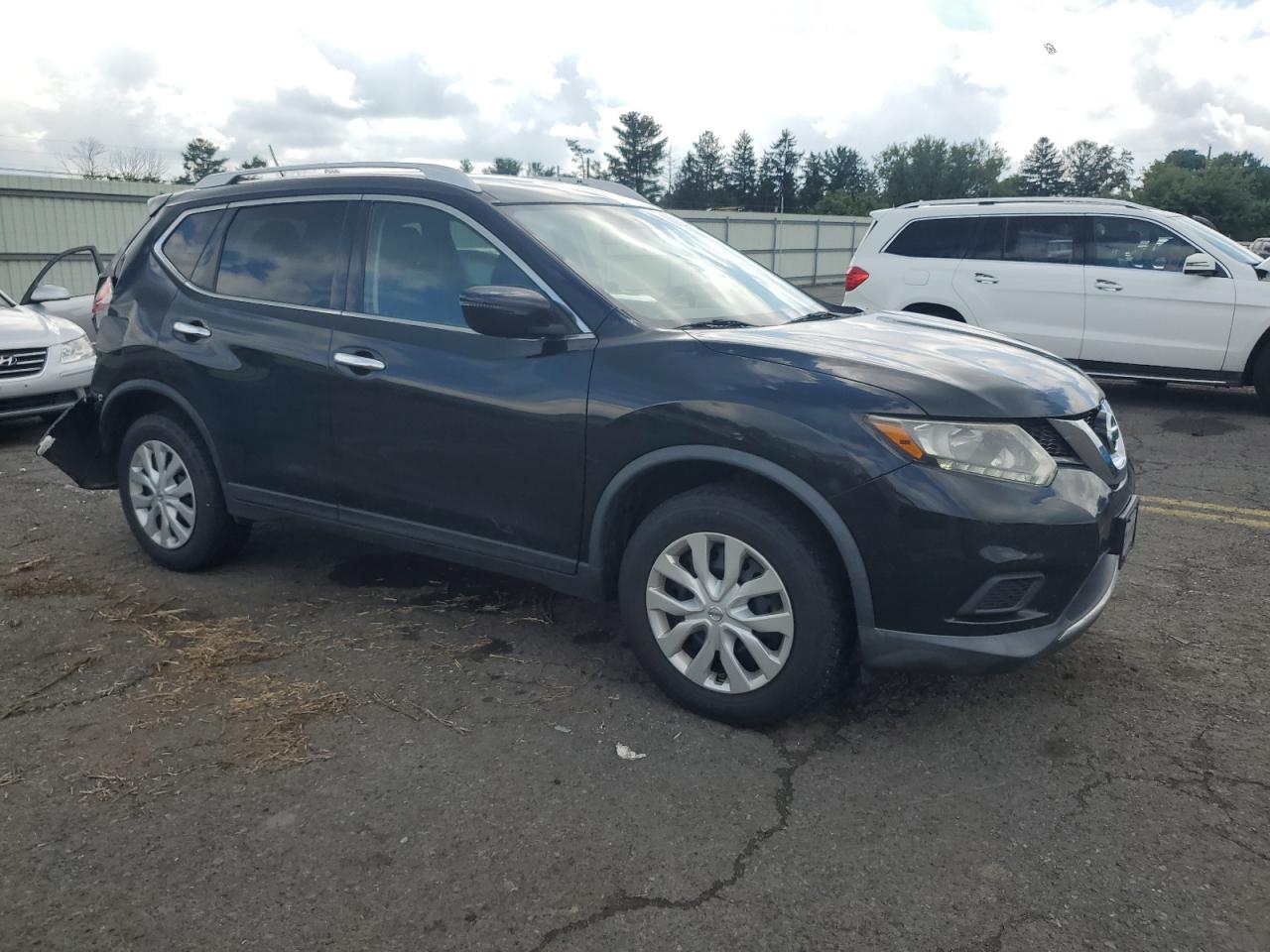 2016 Nissan Rogue S VIN: KNMAT2MV5GP618252 Lot: 67482494