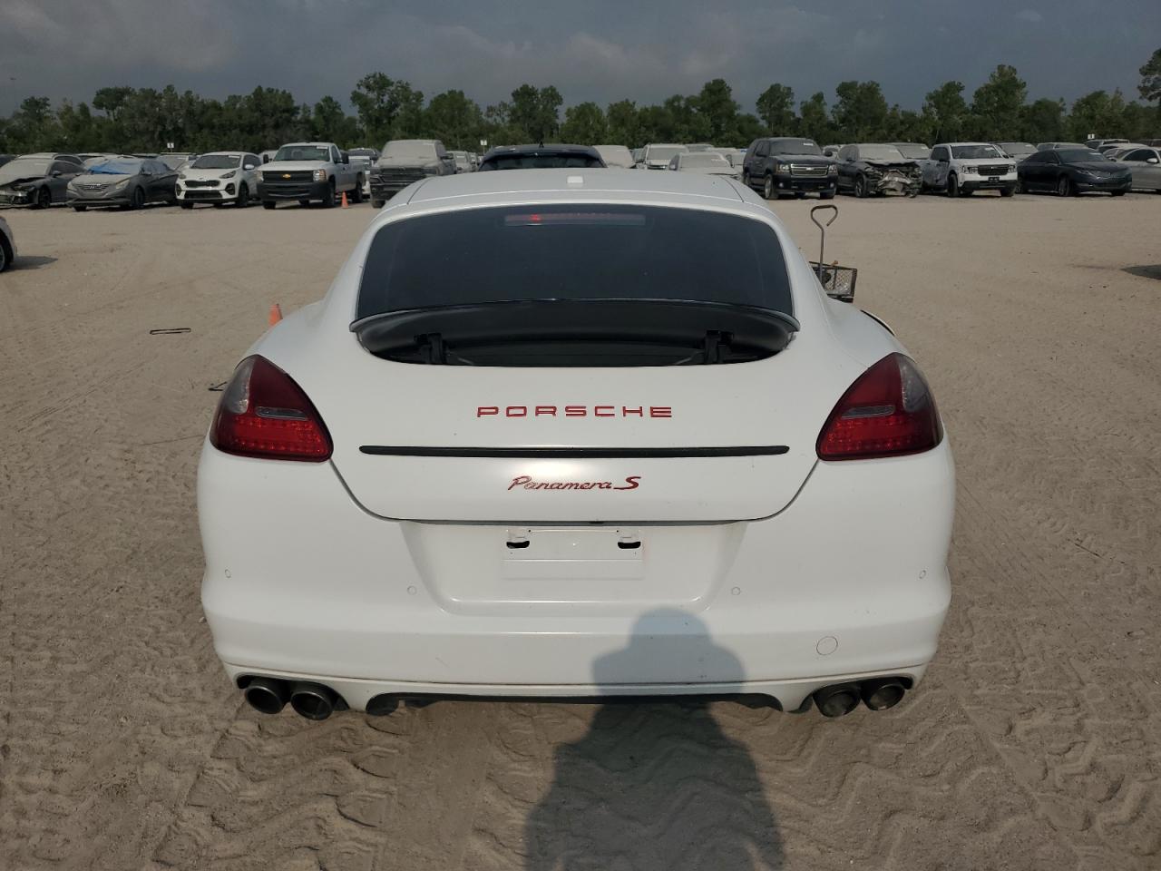 2012 Porsche Panamera S VIN: WP0AB2A71CL061897 Lot: 68750884