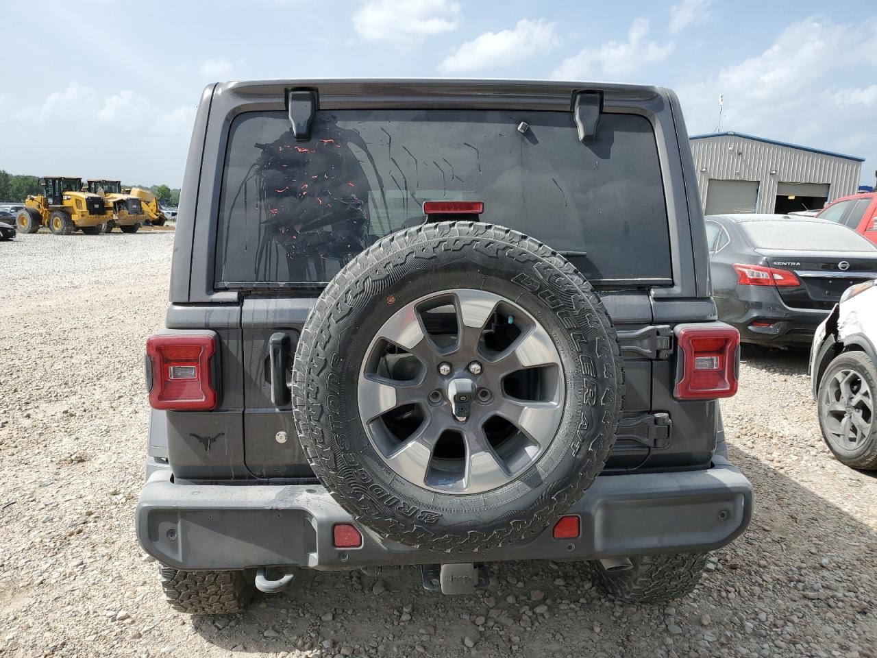 2018 Jeep Wrangler Unlimited Sahara VIN: 1C4HJXEG5JW118090 Lot: 64872774