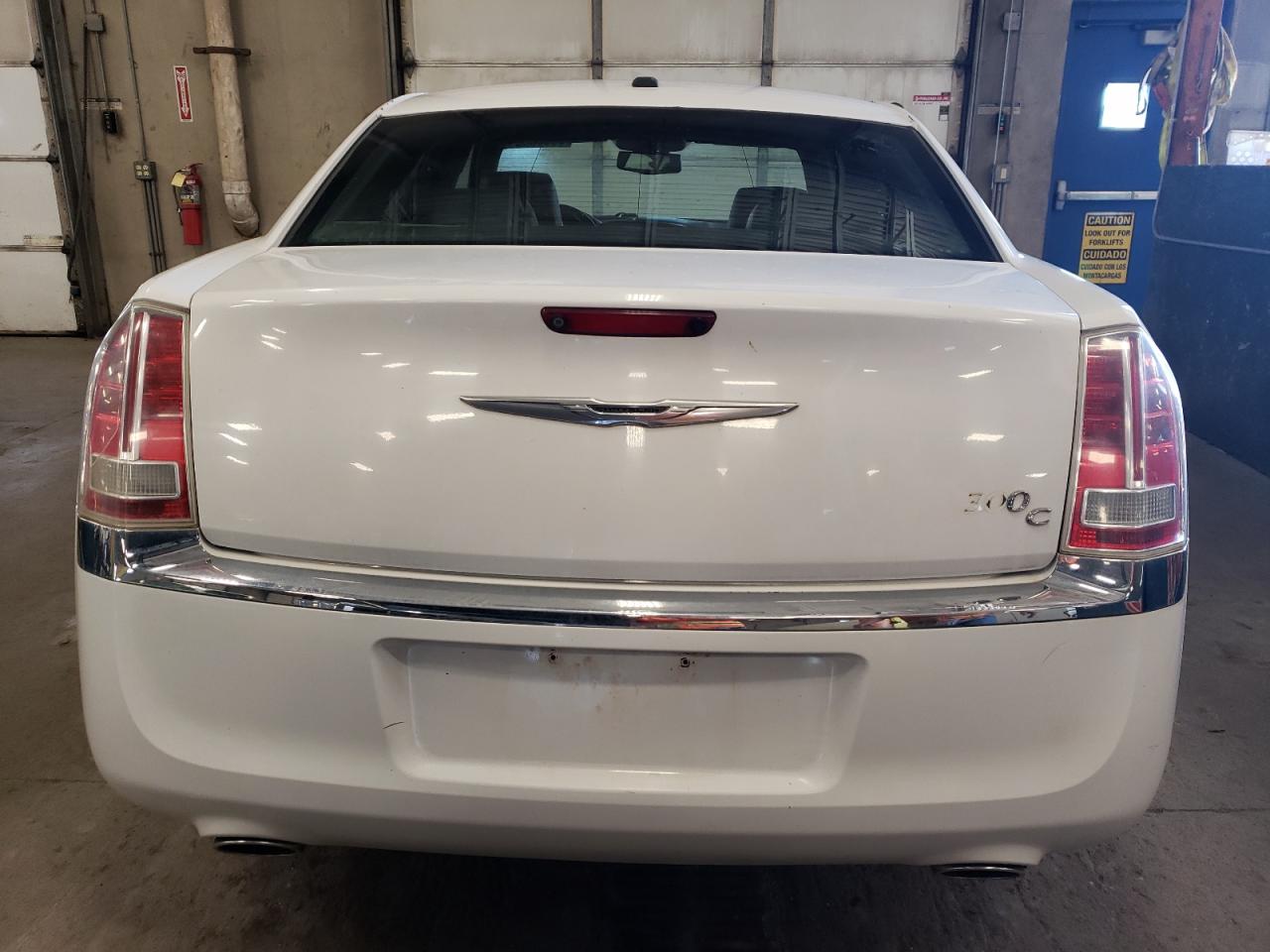 2012 Chrysler 300 - Image 6