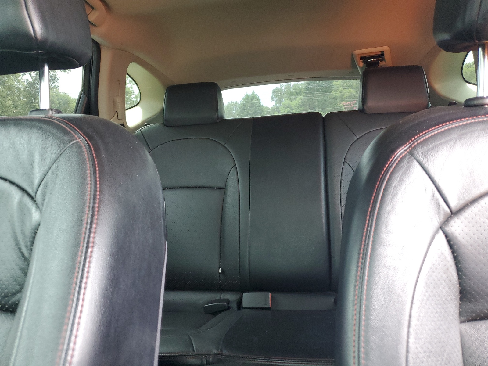 JN8AS5MV8CW368921 2012 Nissan Rogue S