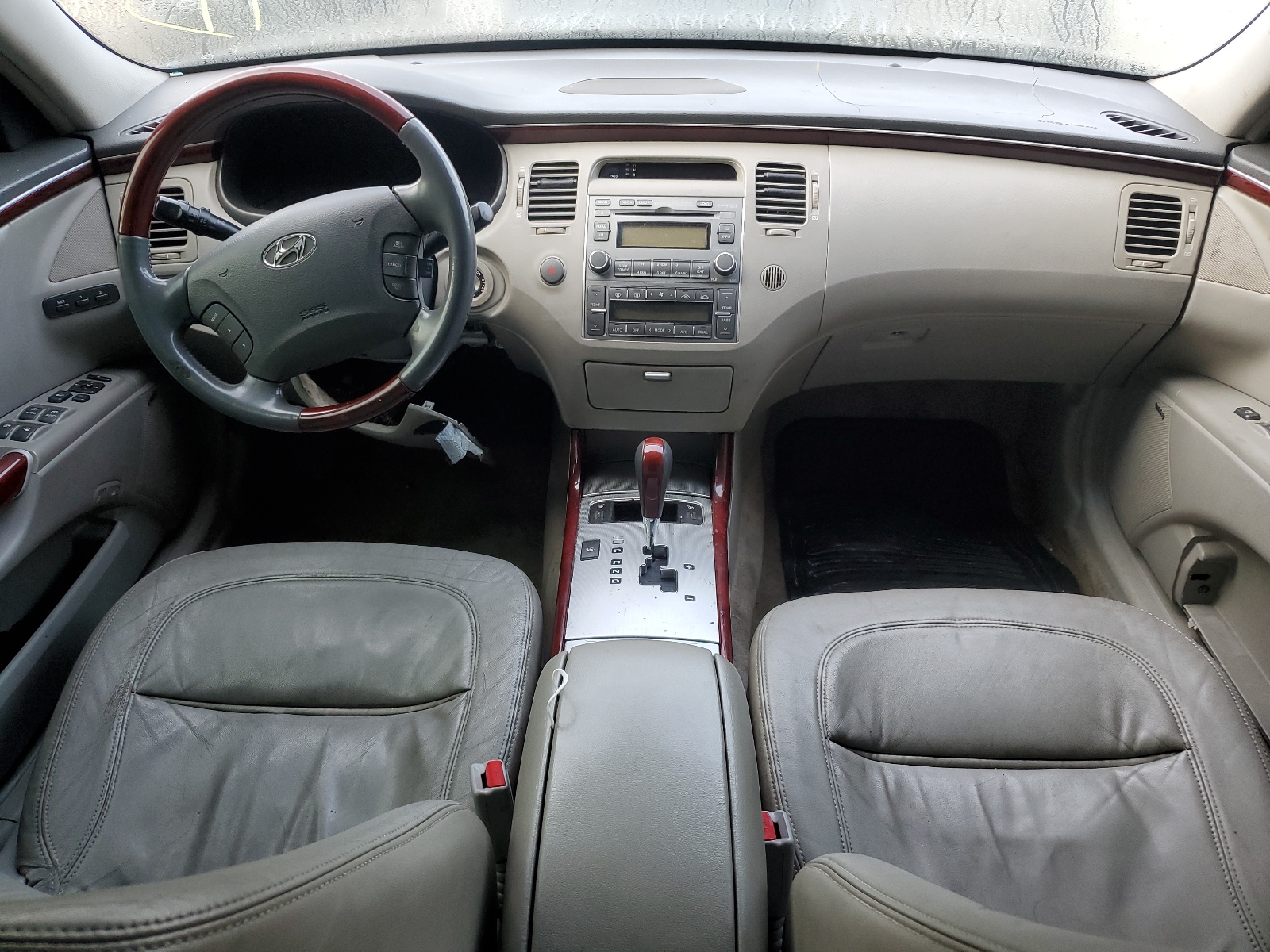 KMHFC46FX8A273629 2008 Hyundai Azera Se