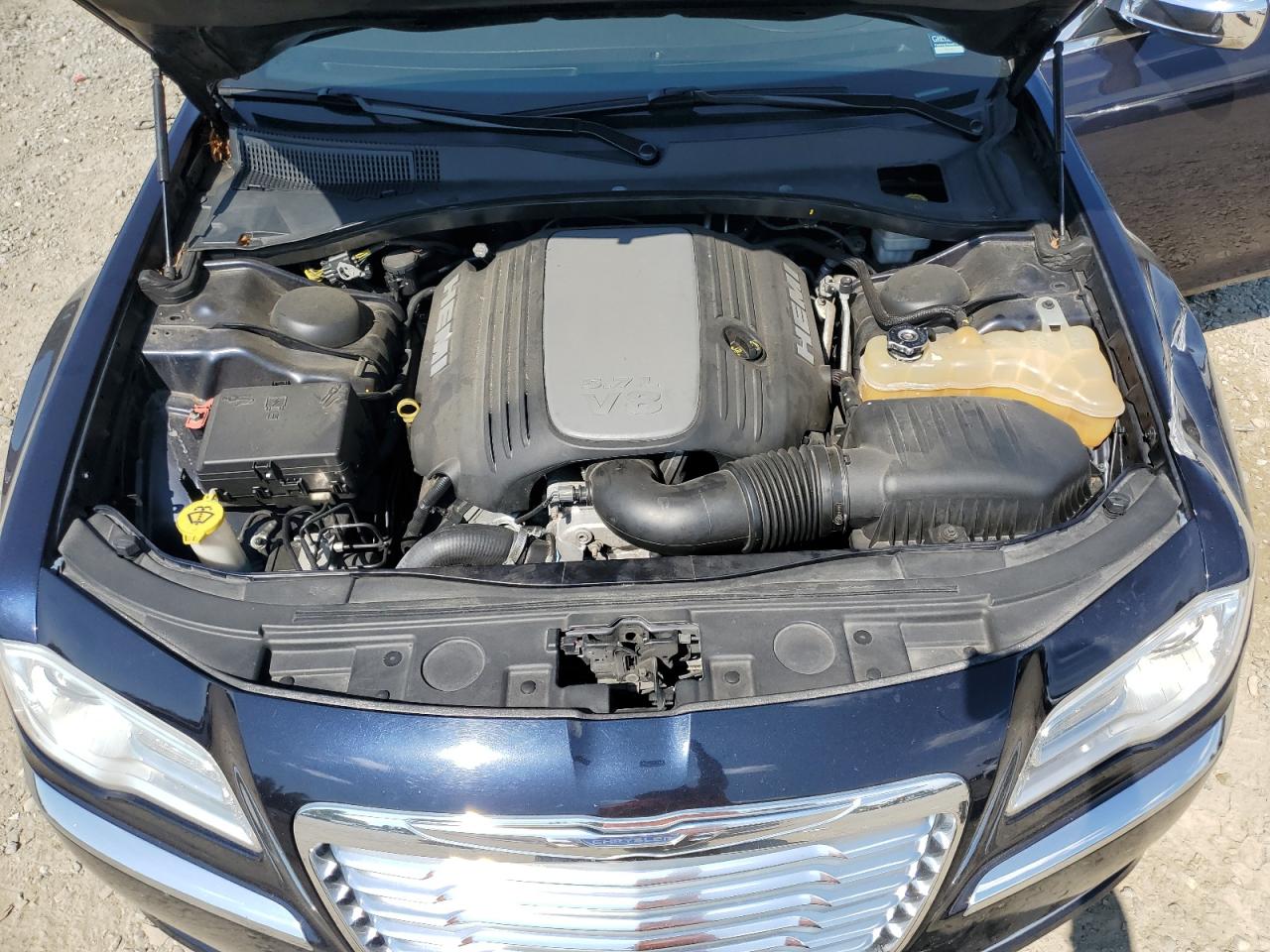 2011 Chrysler 300C VIN: 2C3CA6CT0BH522939 Lot: 66815824