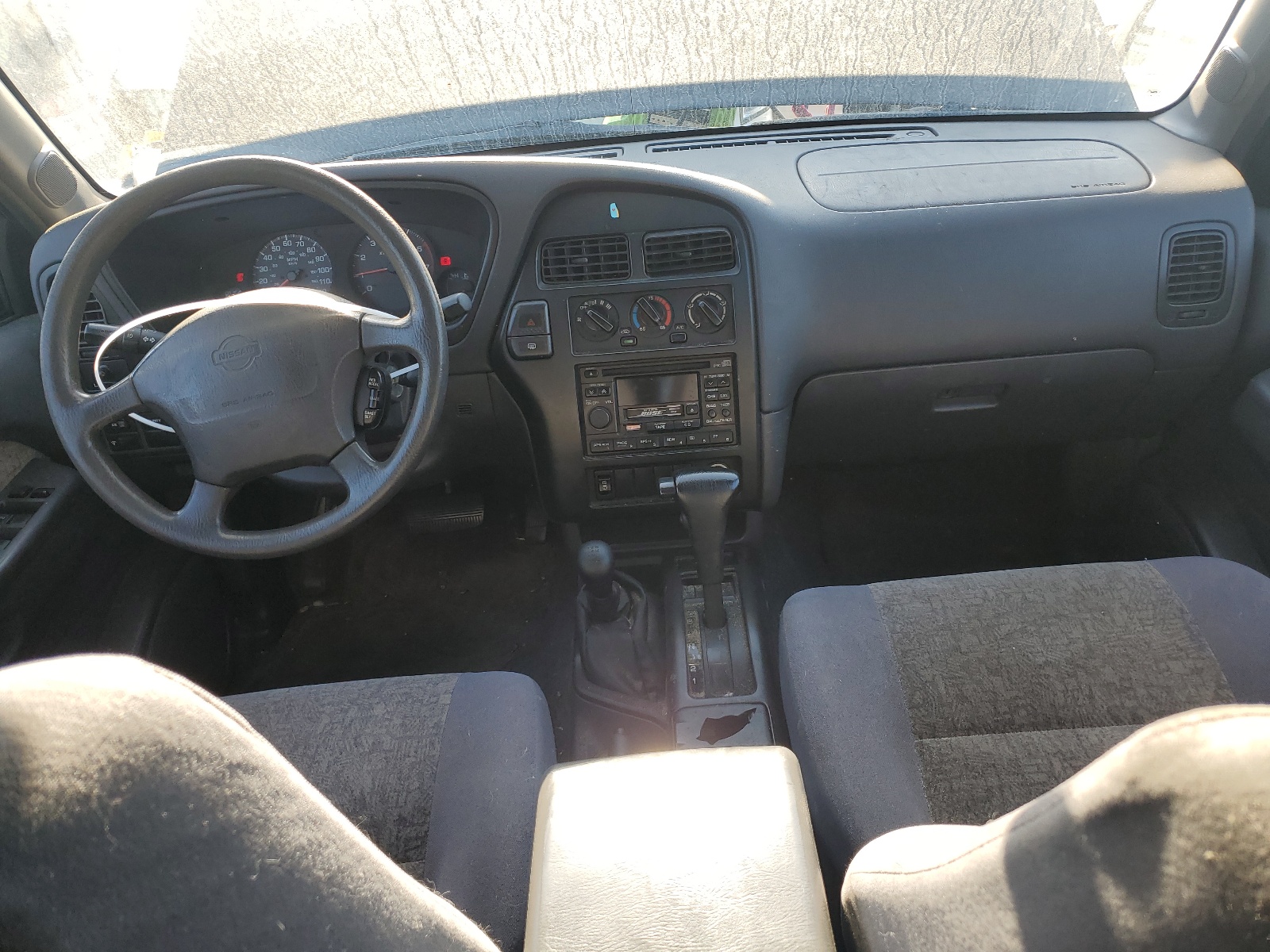 JN8AR05Y3WW282315 1998 Nissan Pathfinder Le