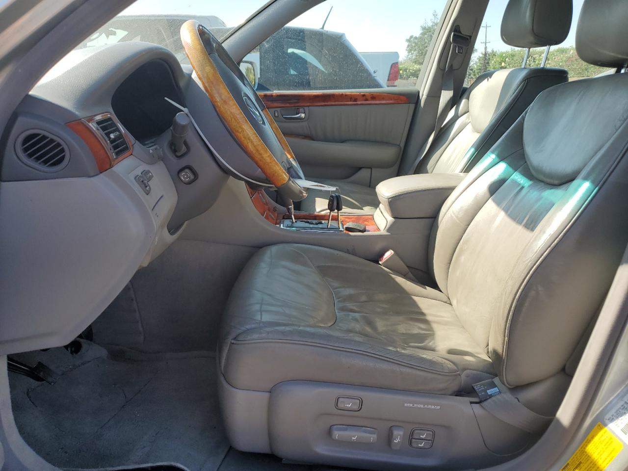 2001 Lexus Ls 430 VIN: JTHBN30F010037047 Lot: 66933444