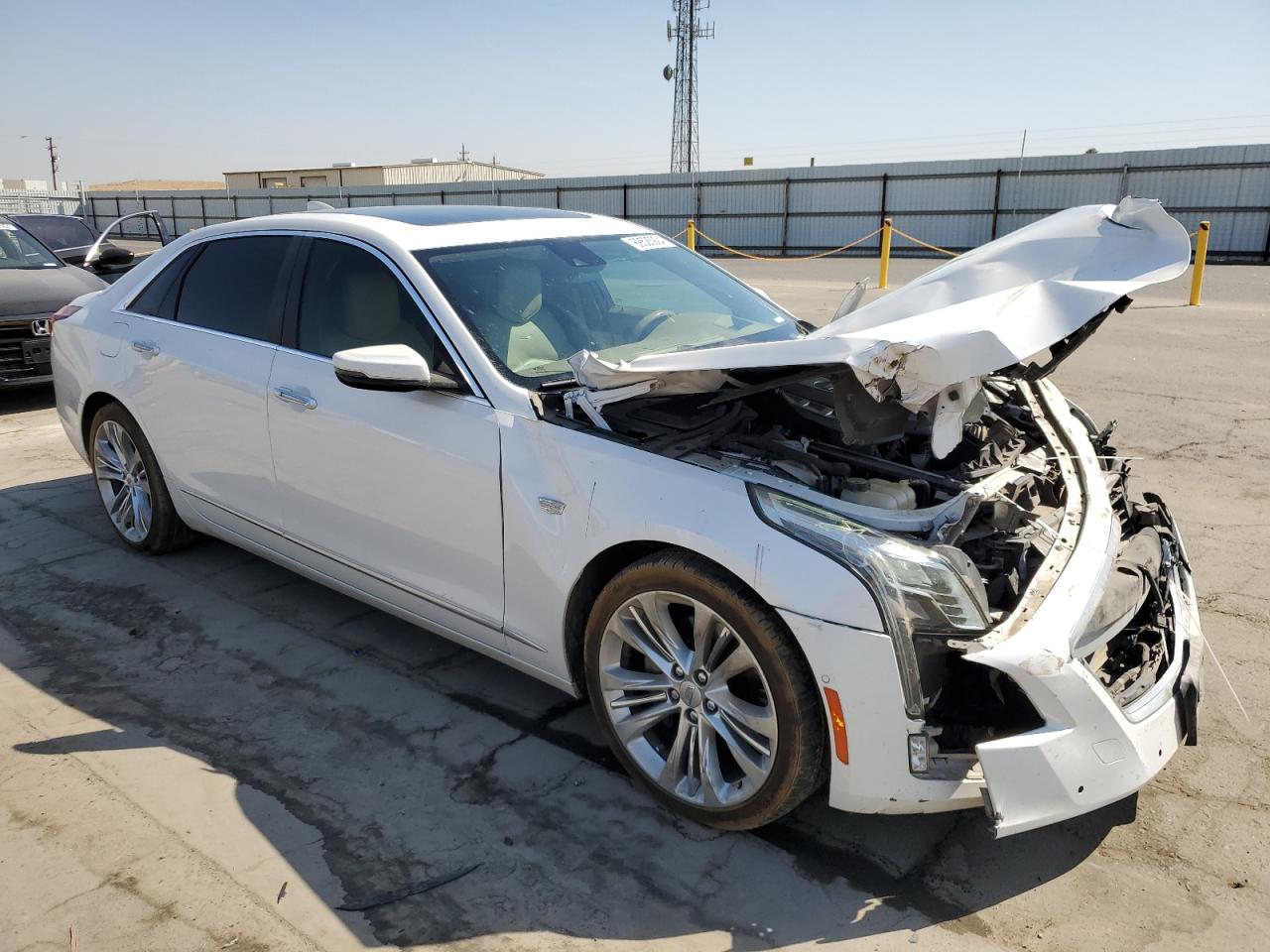 2017 Cadillac CT6 - Image 4
