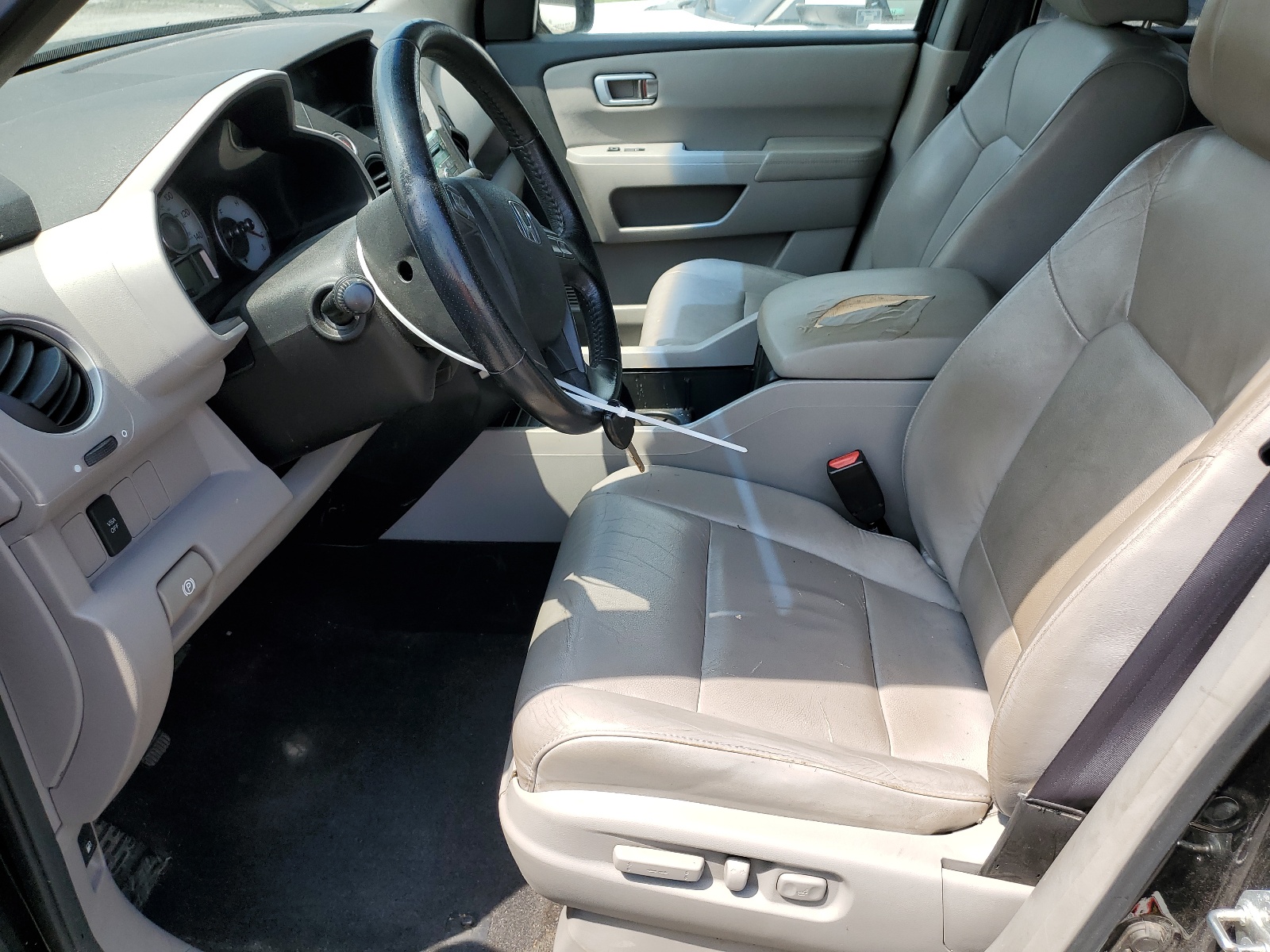 5FNYF4H5XAB019750 2010 Honda Pilot Exl