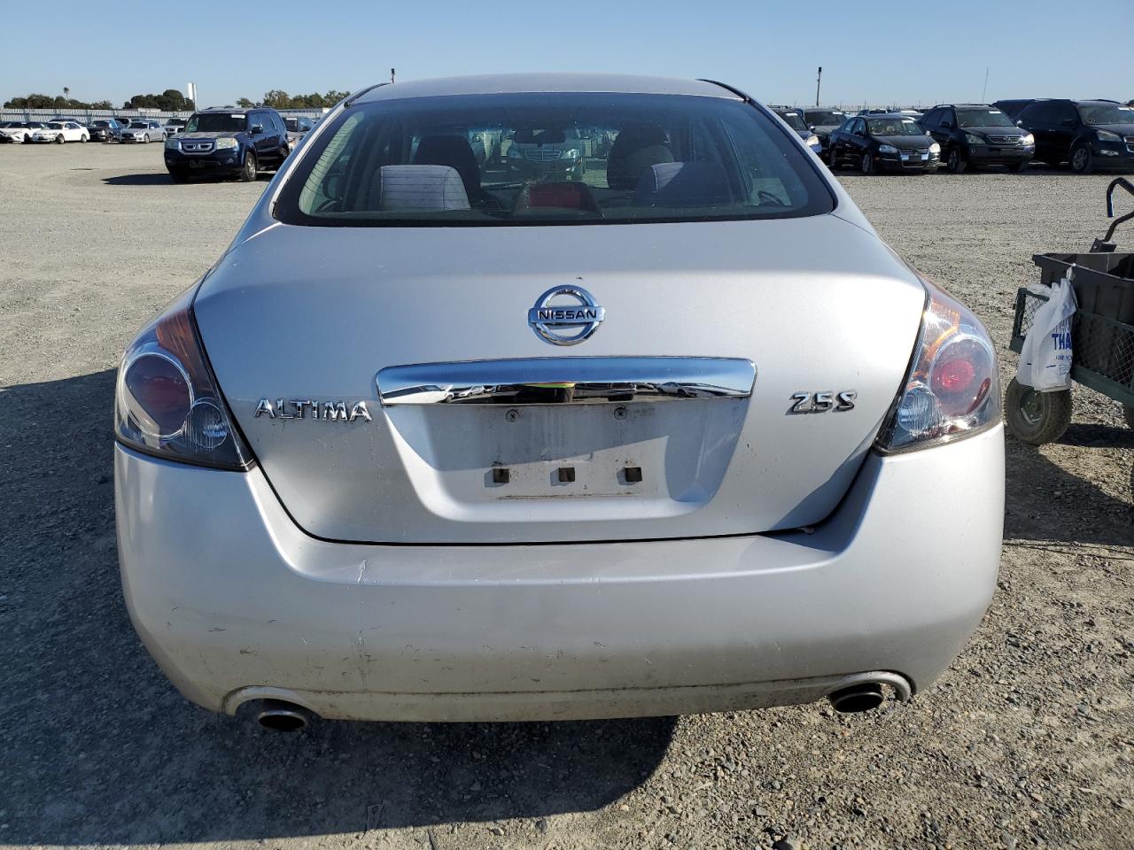2011 Nissan Altima Base VIN: 1N4AL2AP0BN471709 Lot: 69111004