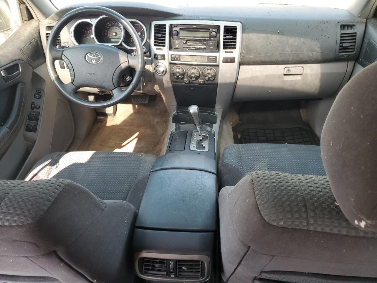 2005 Toyota 4Runner - Image 8