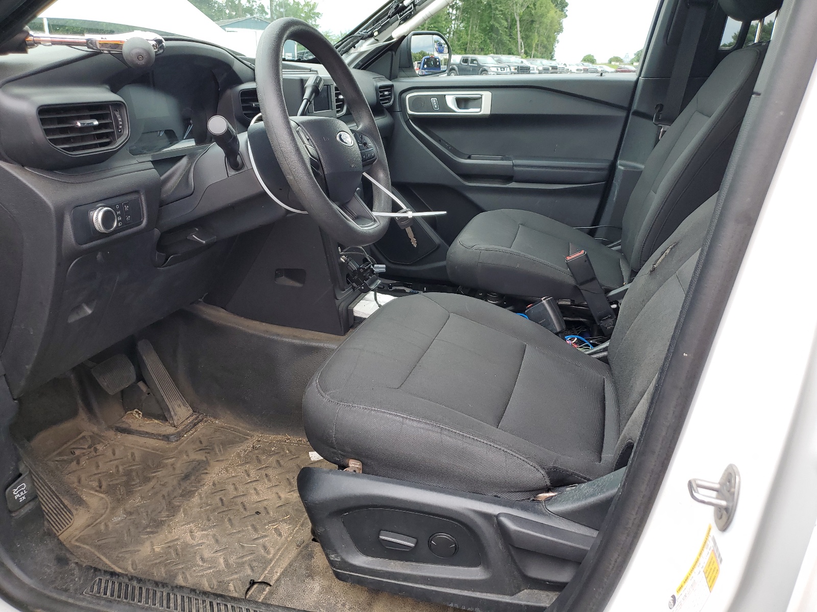 1FM5K8AB8NGA93617 2022 Ford Explorer Police Interceptor