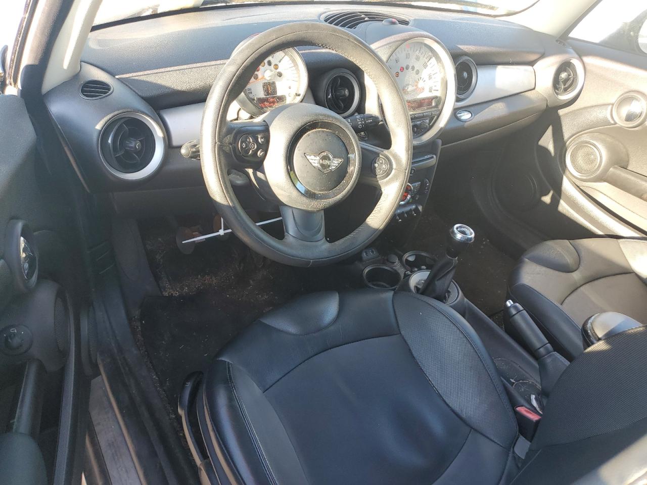 2014 Mini Cooper Clubman VIN: WMWZF3C56ET571400 Lot: 67979534