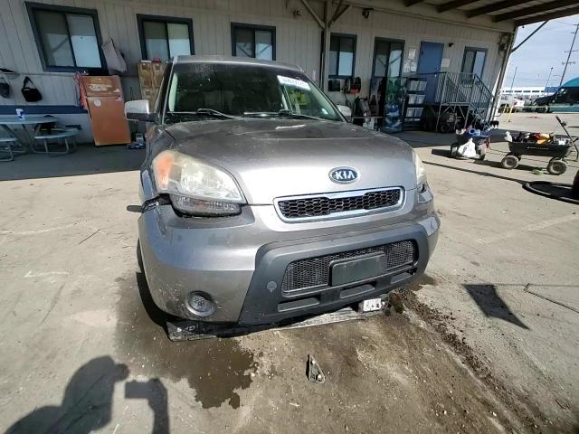 2011 Kia Soul + VIN: KNDJT2A25B7287840 Lot: 66609974