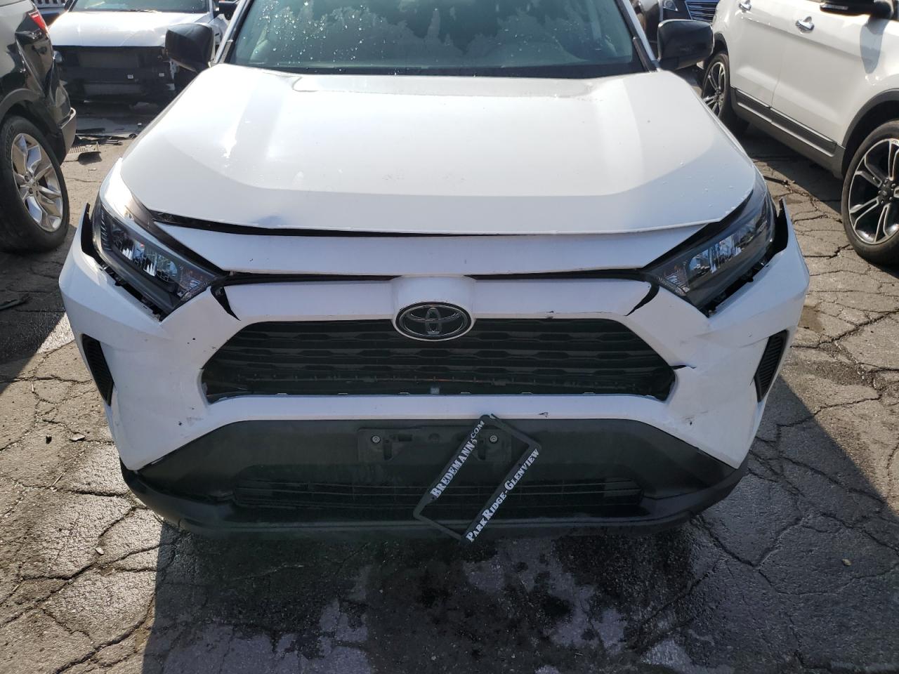 2T3H1RFV9LW082365 2020 Toyota Rav4 Le