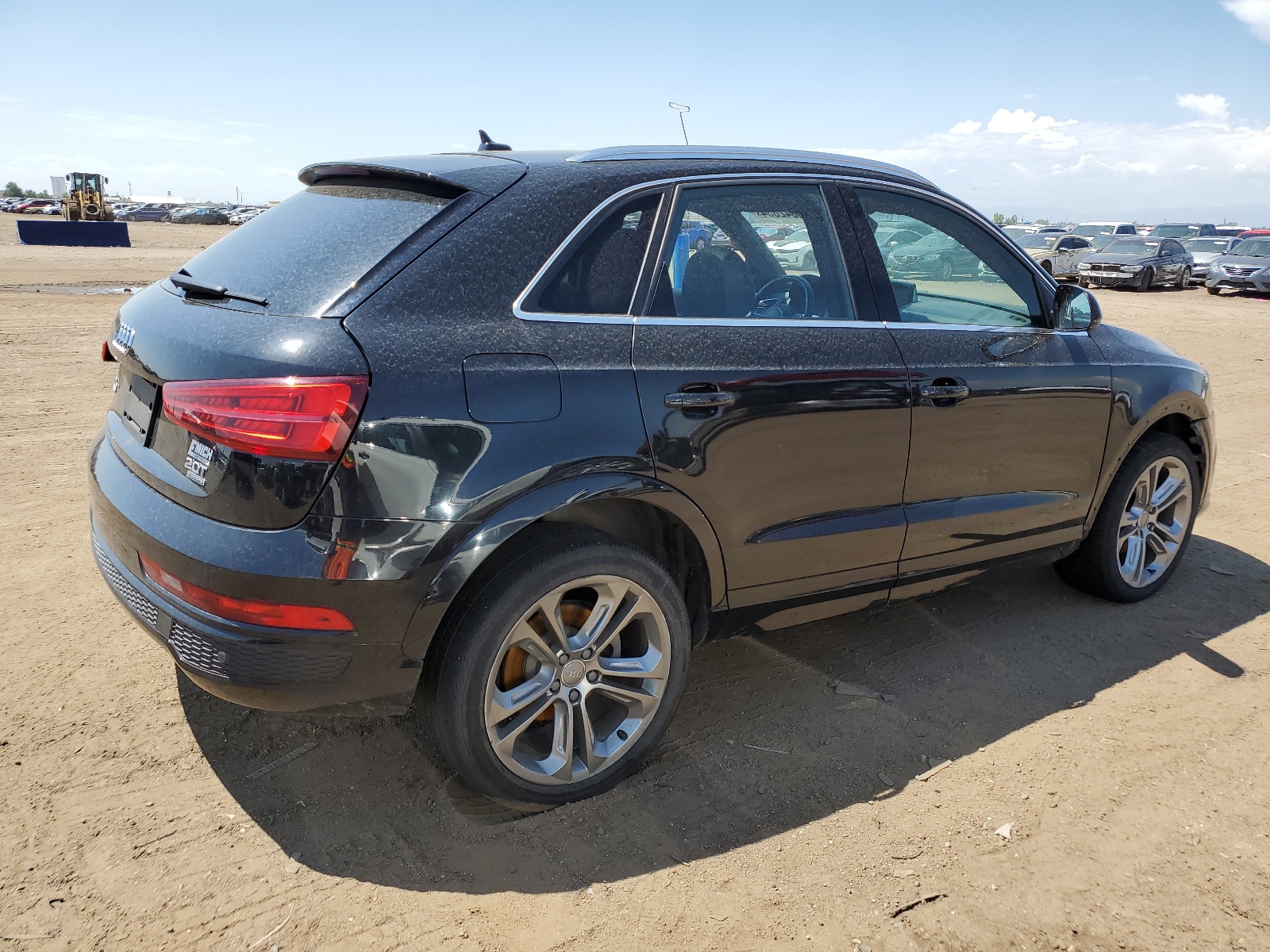 2016 Audi Q3 Prestige vin: WA1GFCFS6GR020051