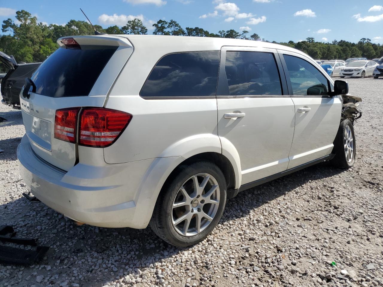 2014 Dodge Journey - Image 3