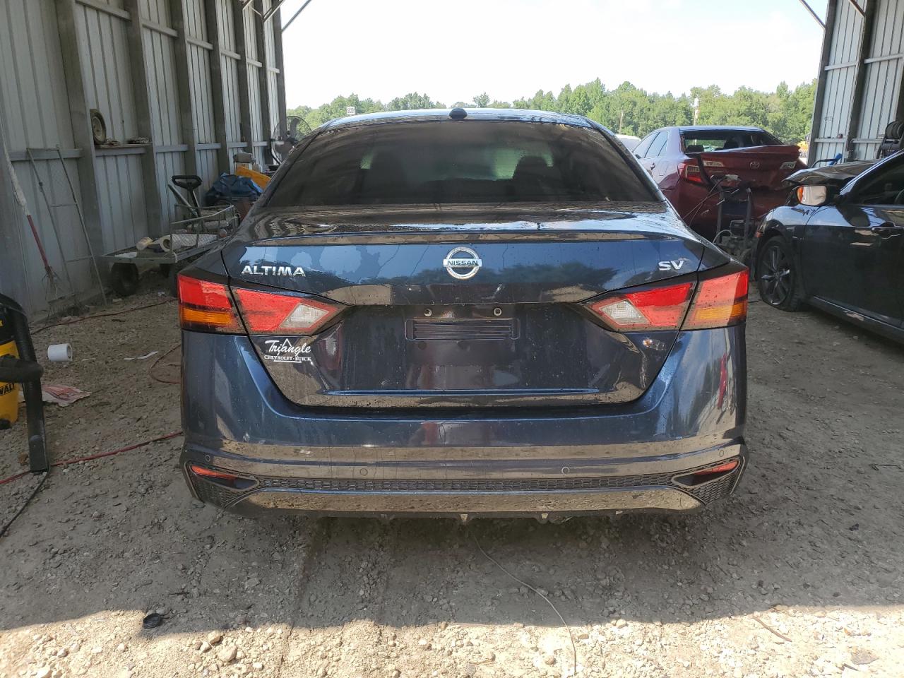 1N4BL4DV8MN363951 Nissan Altima SV 6